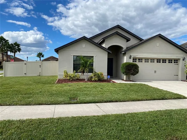 $2,400 | 5562 Superior Drive, Lakeland, FL 33805