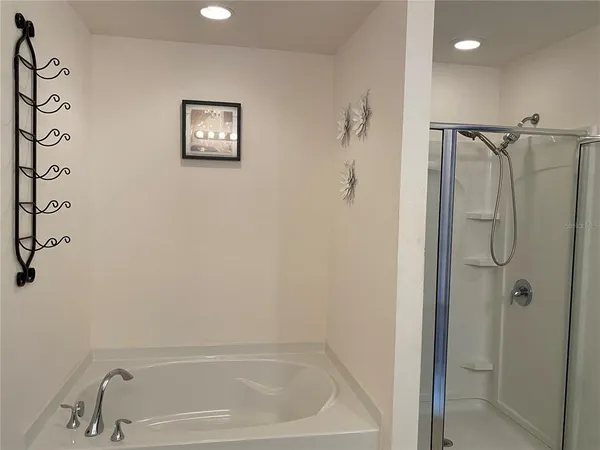 $2,400 | 5562 Superior Drive, Lakeland, FL 33805