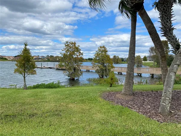 $2,400 | 5562 Superior Drive, Lakeland, FL 33805