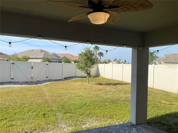 $2,400 | 5562 Superior Drive, Lakeland, FL 33805