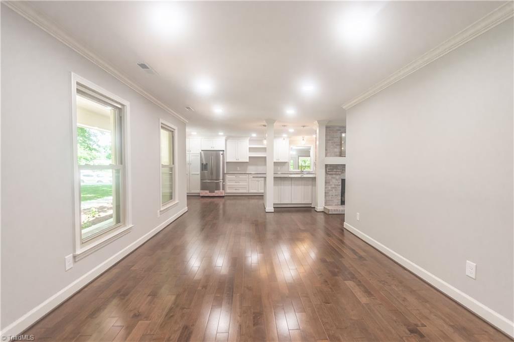 326 Golf Course Road Pilot Mountain, NC 27041 - Photo 4 of 29 Gallery Image 4