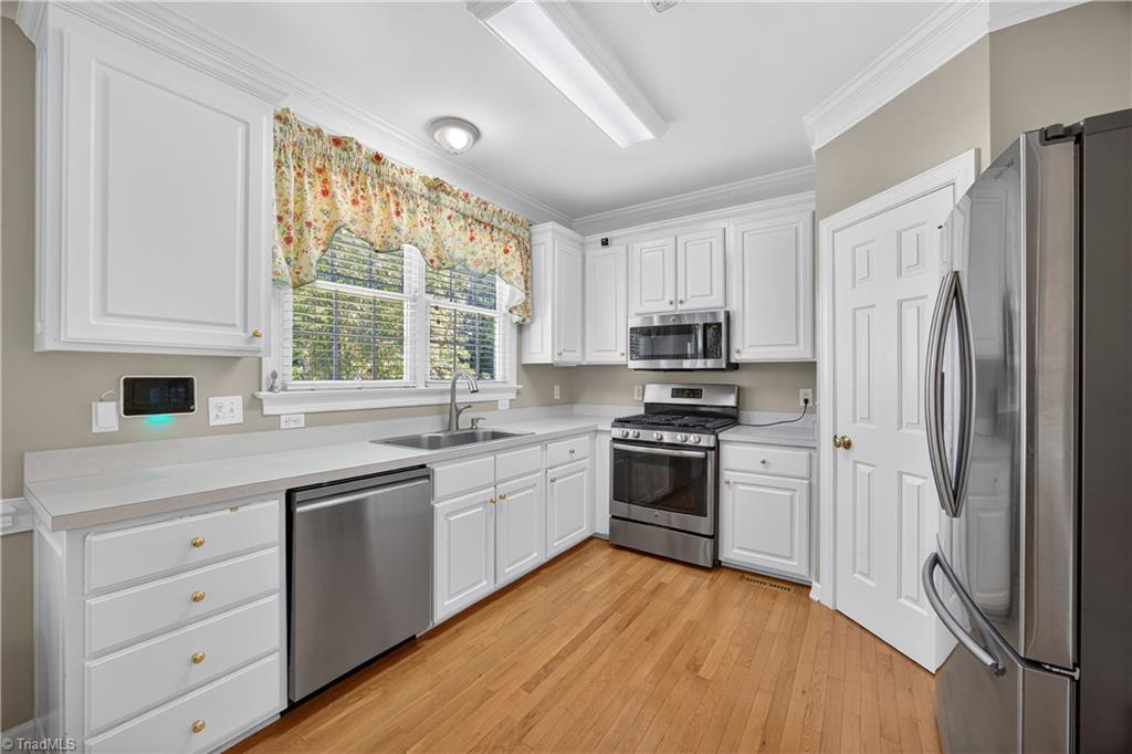 1519 Bowmore Place McLeansville, NC 27301 - Photo 12 of 31