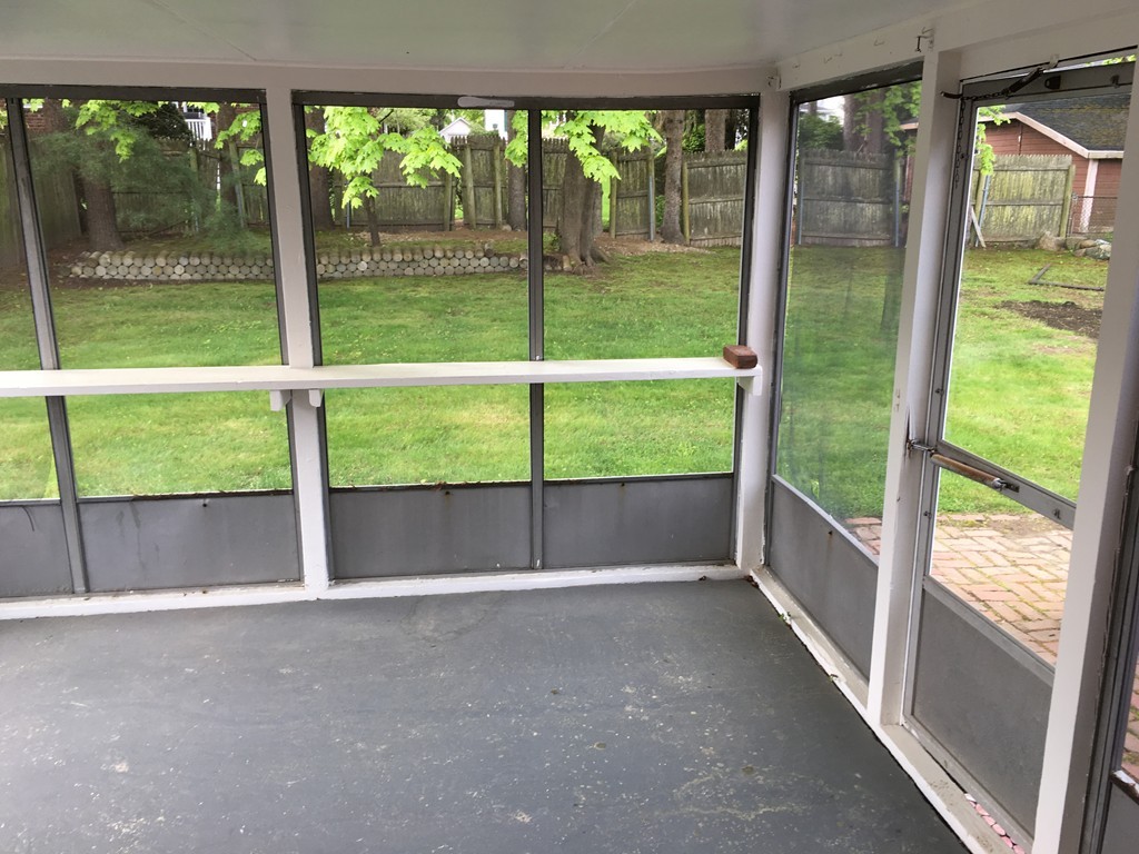 22 Hillview Road Braintree, MA 02184 - Photo 7 of 8 Gallery Image 7