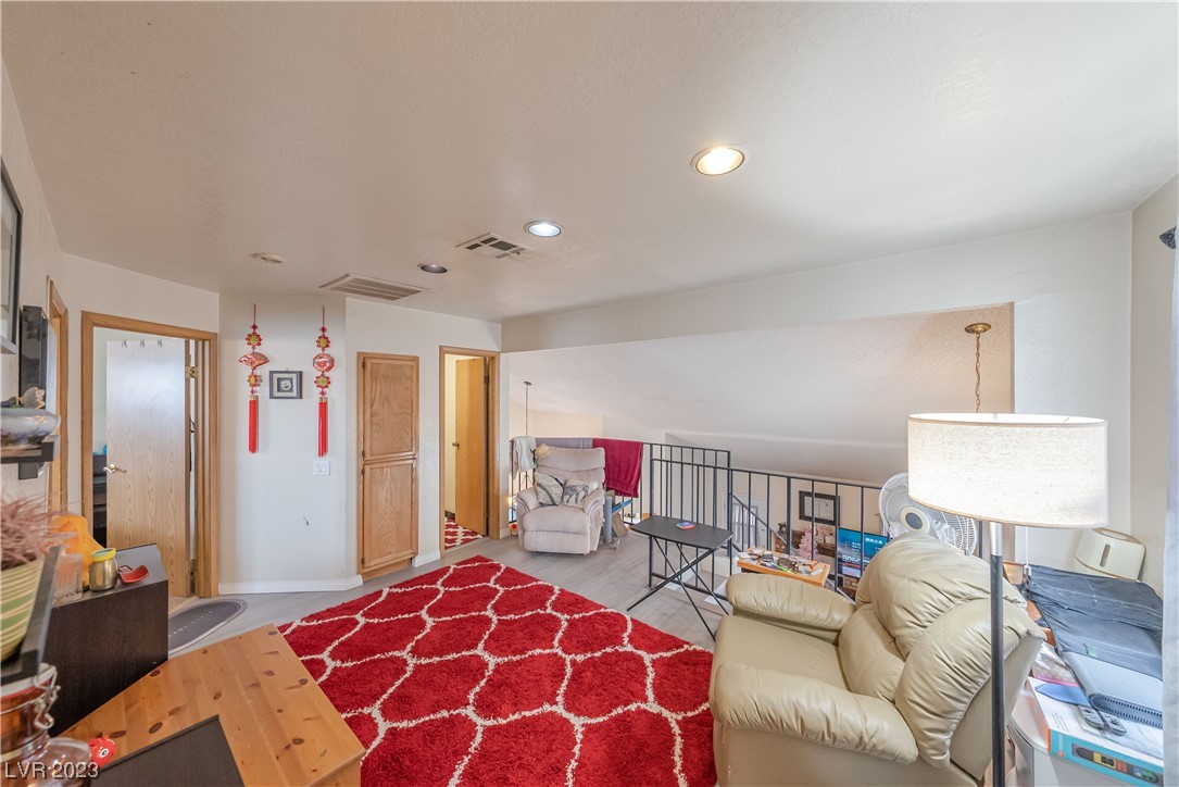 538 Inness Avenue Henderson, NV 89011 - Photo 7 of 18 Gallery Image 7