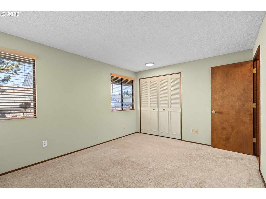 14859 Northeast Thompson Street Portland, OR 97230 - Photo 15 of 31