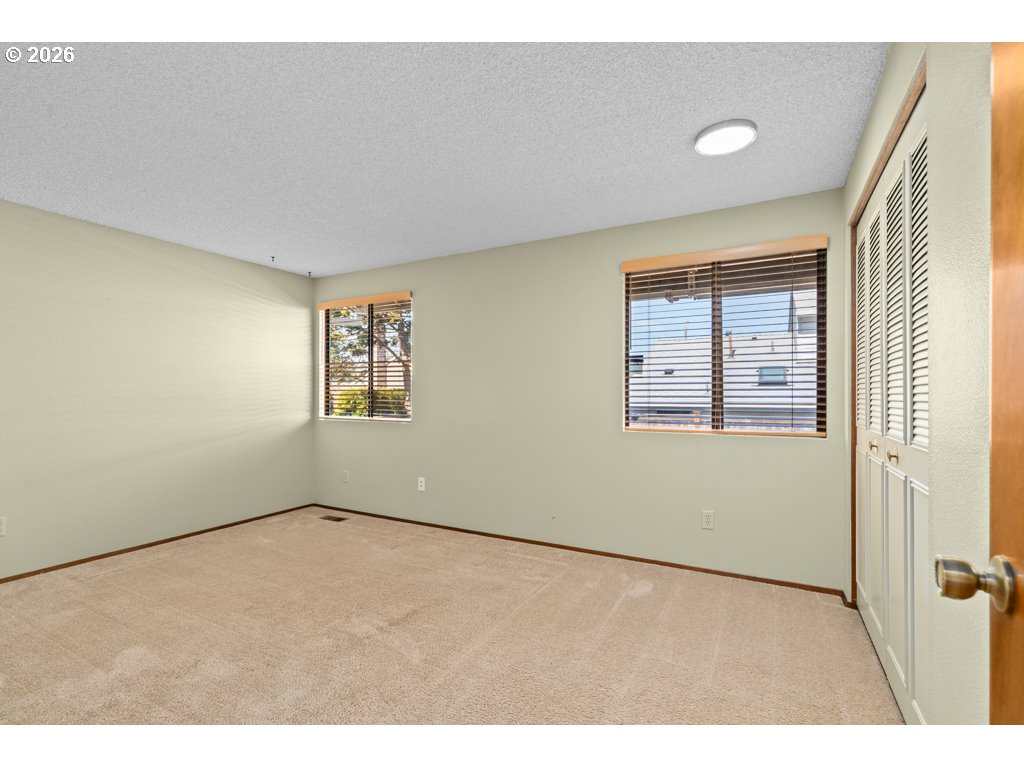 14859 Northeast Thompson Street Portland, OR 97230 - Photo 16 of 31