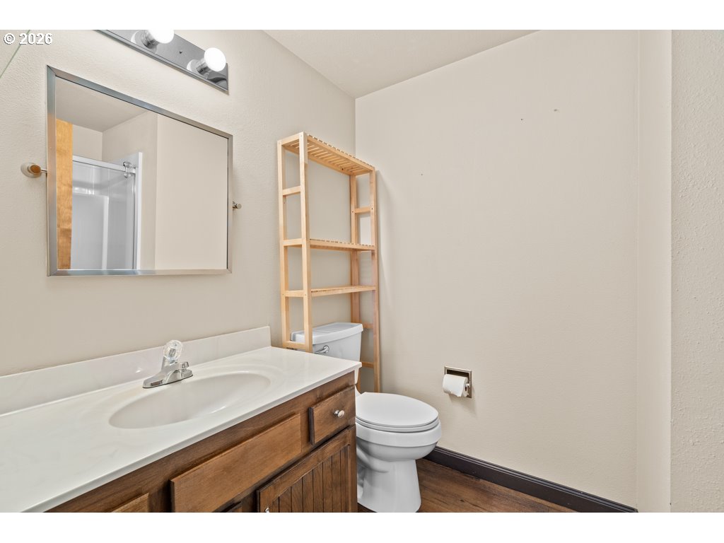14859 Northeast Thompson Street Portland, OR 97230 - Photo 20 of 31
