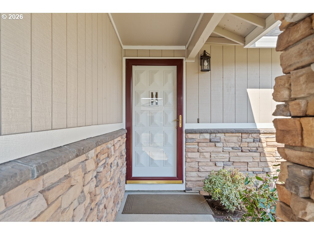 14859 Northeast Thompson Street Portland, OR 97230 - Photo 2 of 31