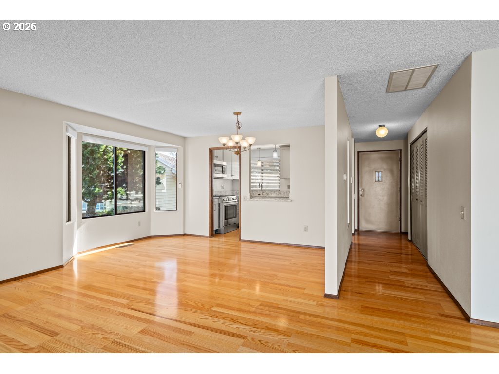14859 Northeast Thompson Street Portland, OR 97230 - Photo 3 of 31