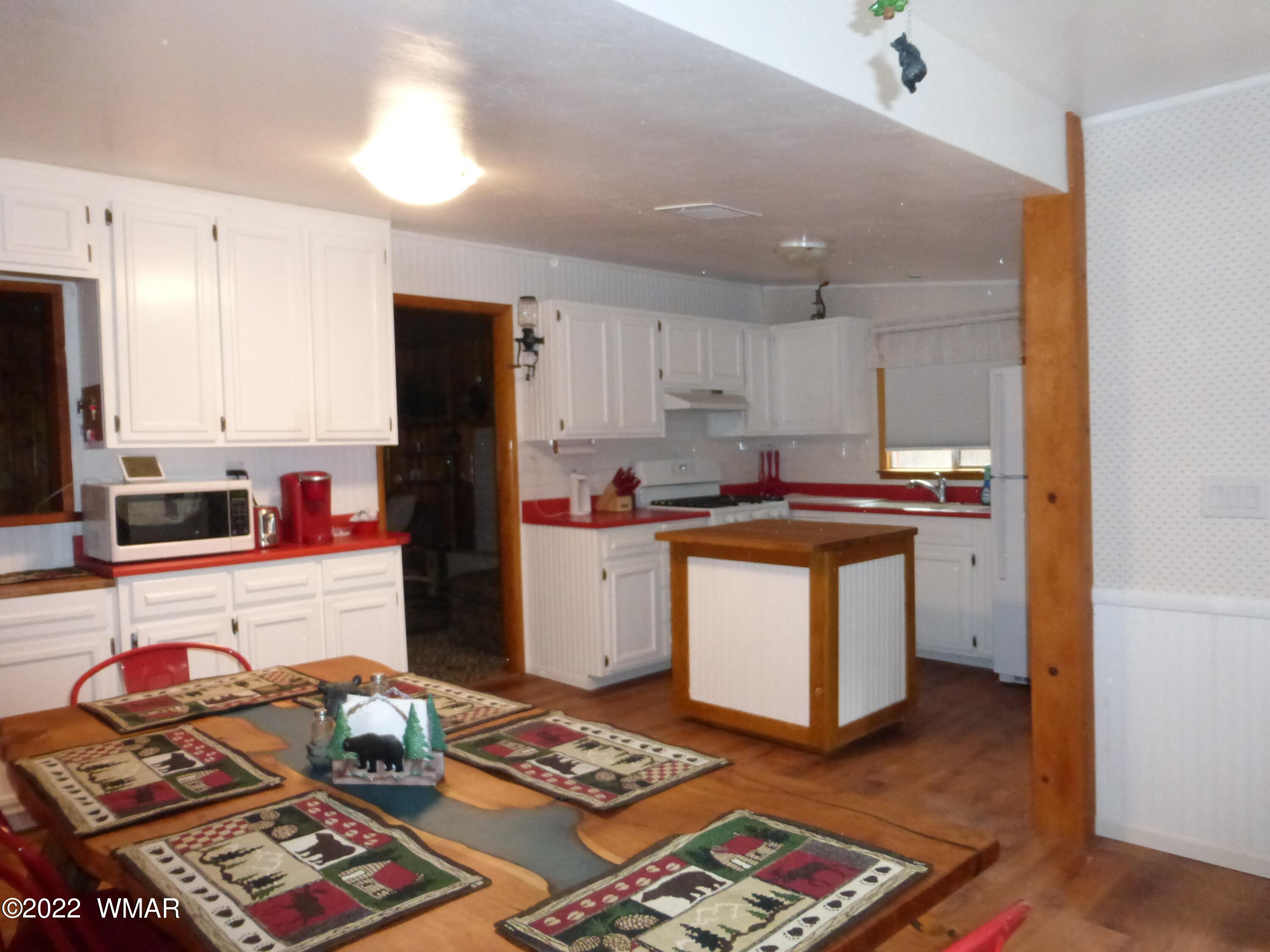 476 Larson Road Lakeside, AZ 85929 - Photo 7 of 24 Gallery Image 7
