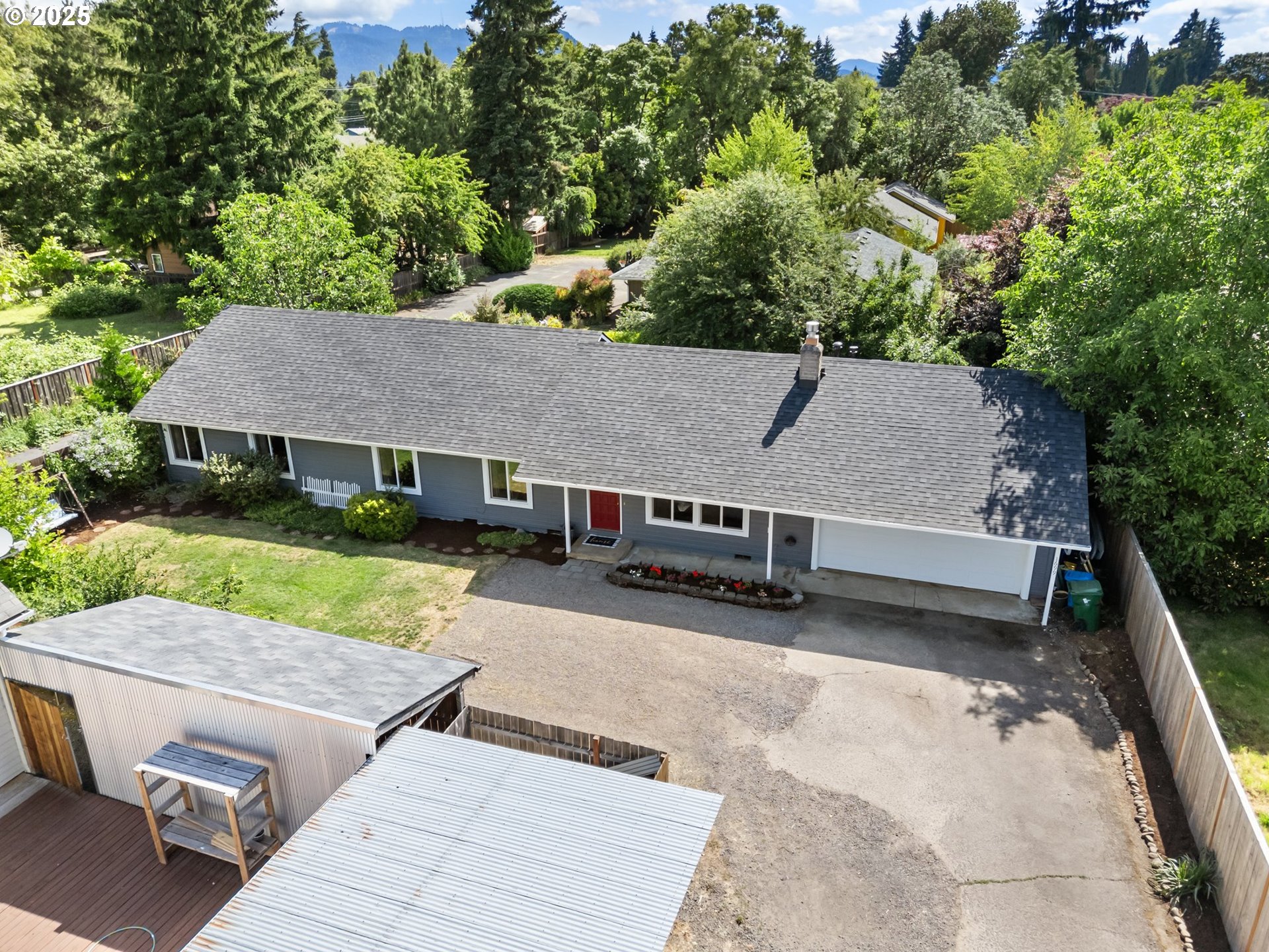 1699 Norkenzie Road Eugene, OR 97401 - Photo 12 of 44 Gallery Image 12