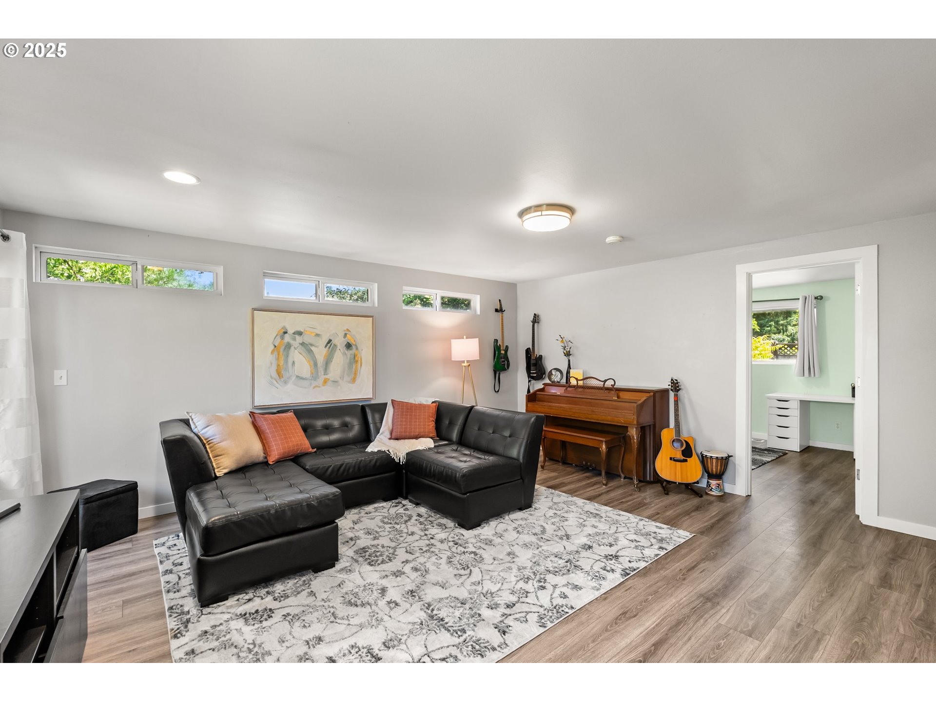 1699 Norkenzie Road Eugene, OR 97401 - Photo 24 of 44 Gallery Image 24