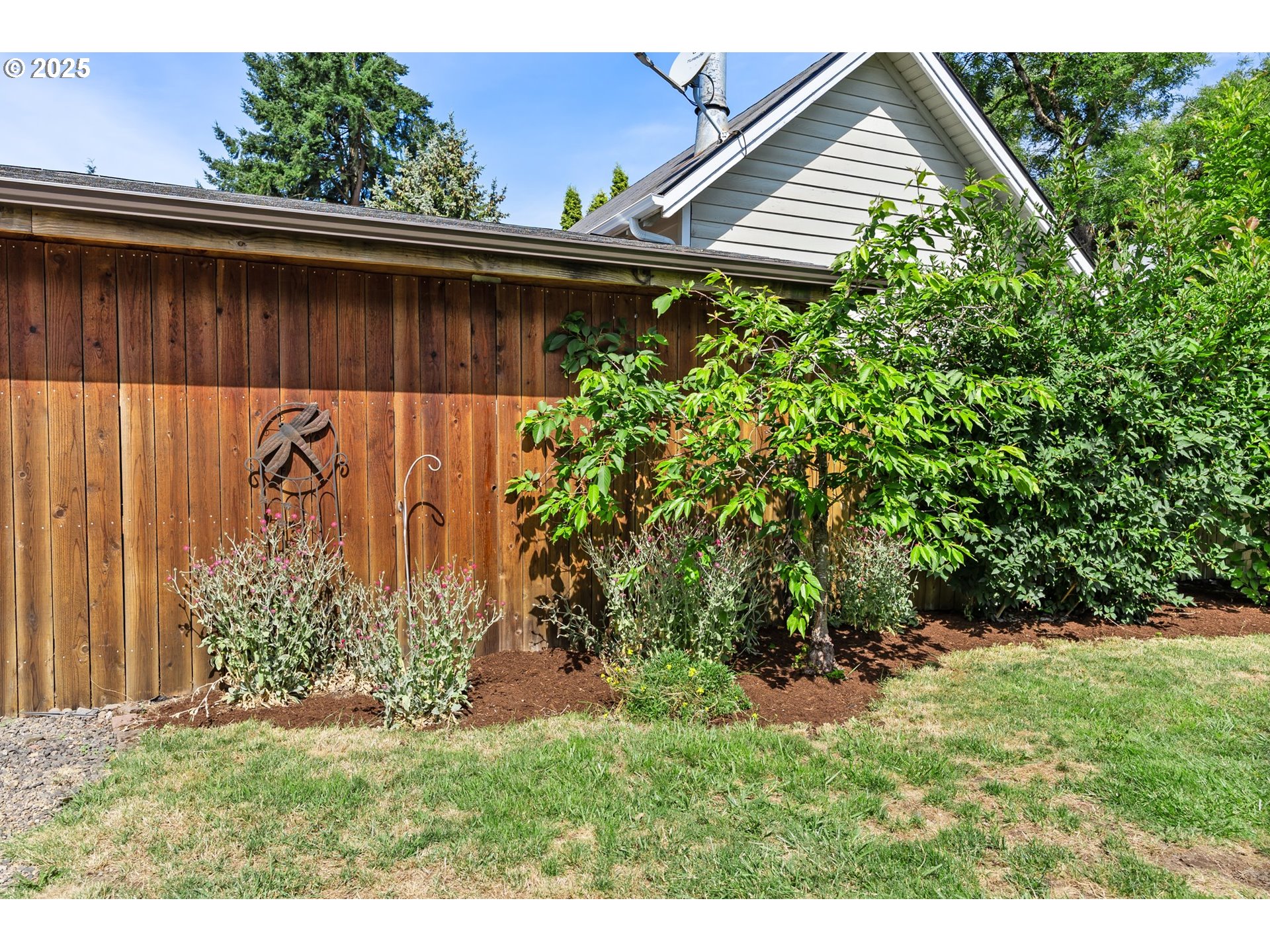1699 Norkenzie Road Eugene, OR 97401 - Photo 40 of 44 Gallery Image 40