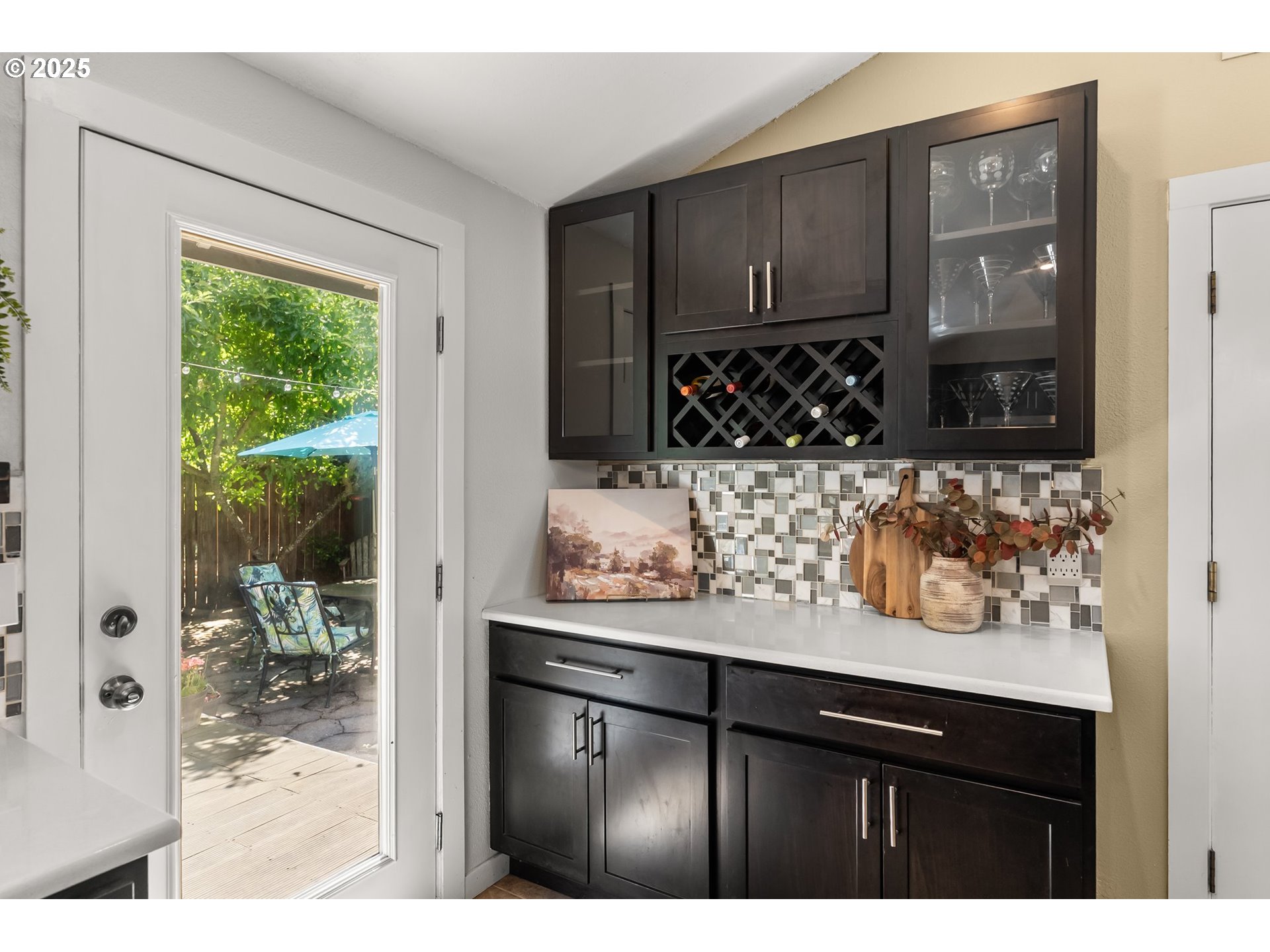 1699 Norkenzie Road Eugene, OR 97401 - Photo 10 of 44 Gallery Image 10