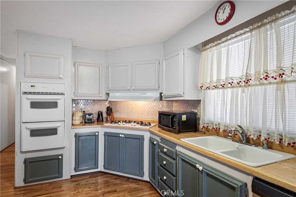 449 Crown Ridge Road Perris, CA 92570 - Photo 14 of 24 Gallery Image 14