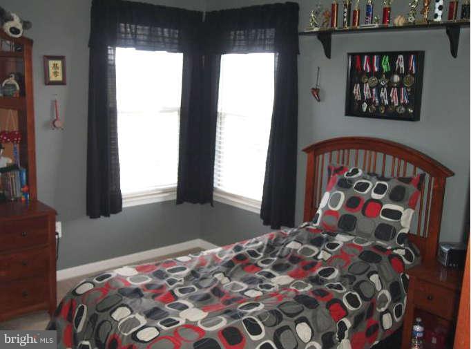 3806 Devonshire Road Hampstead, MD 21074 - Photo 19 of 27 Bedroom