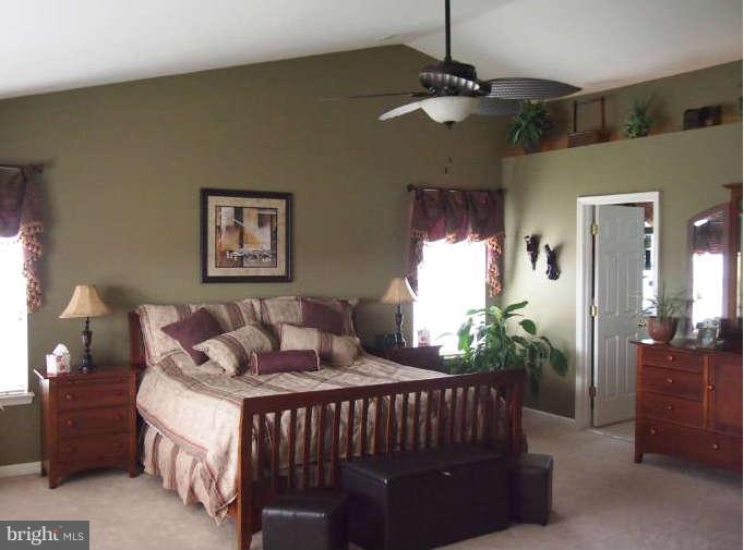 3806 Devonshire Road Hampstead, MD 21074 - Photo 10 of 27 Bedroom (Master)