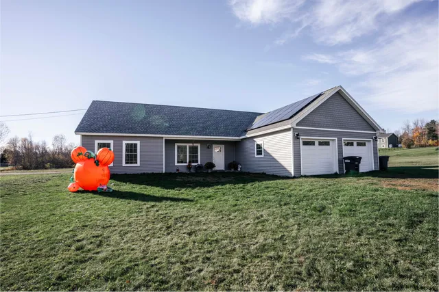 $399,000 | 40 Doughty Avenue, Levant, ME 04456