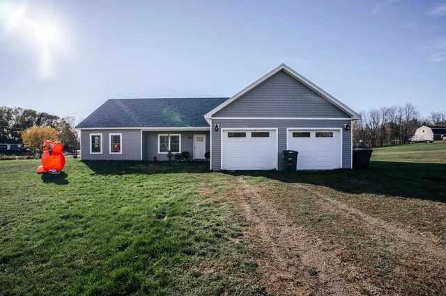 $399,000 | 40 Doughty Avenue, Levant, ME 04456