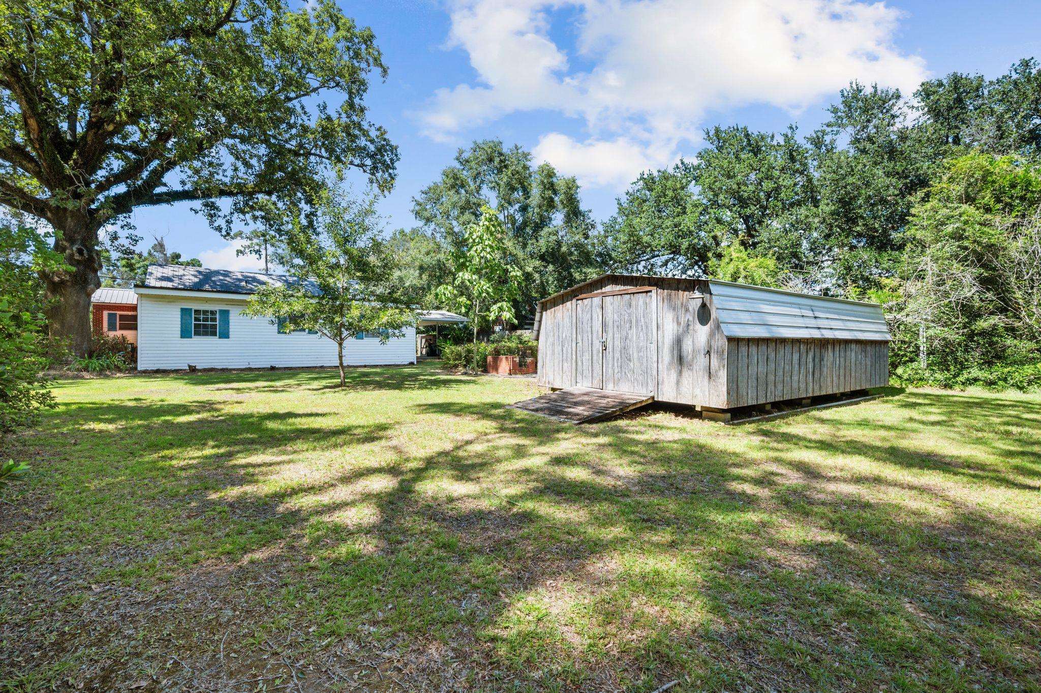 411 West 6th Street Bay Minette, AL 36507 - Photo 9 of 28 Yard