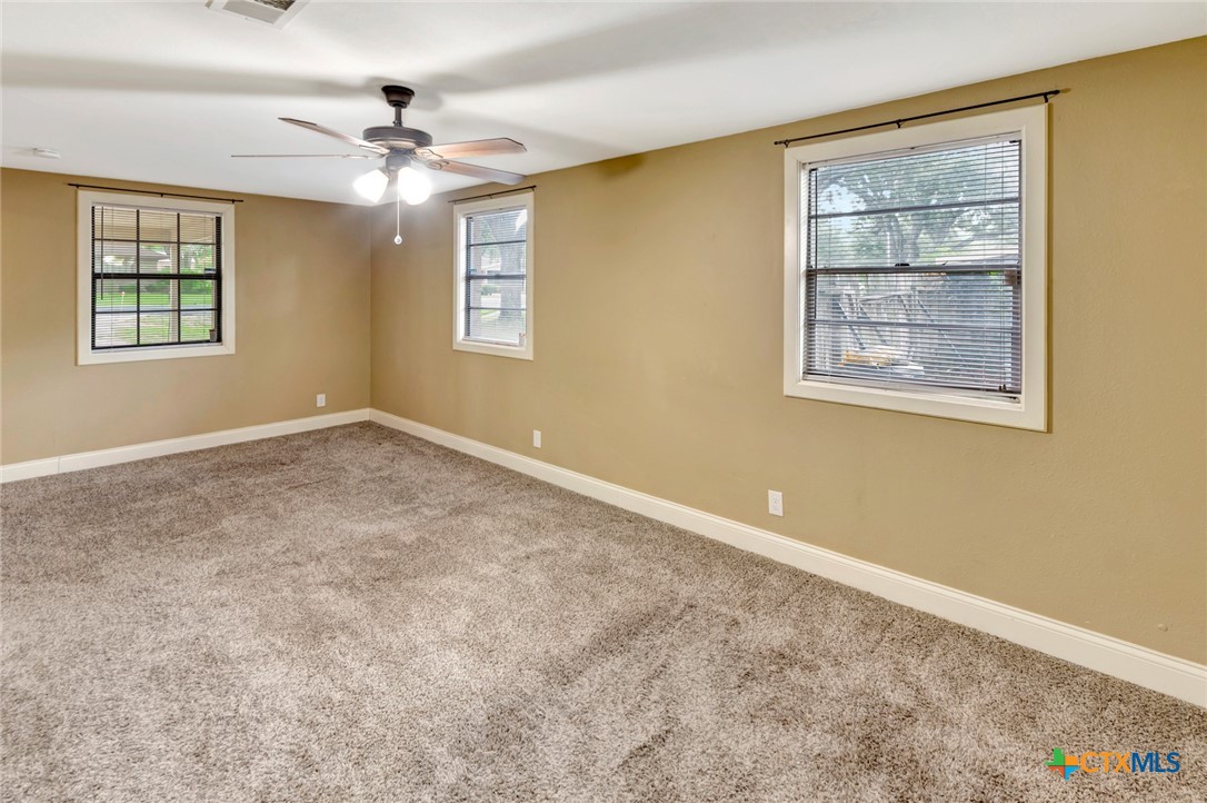 503 Angus Street Victoria, TX 77904 - Photo 20 of 42