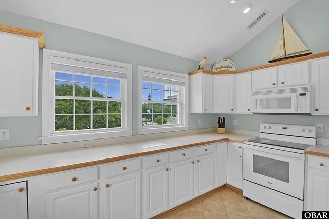 $899,000 | 1114 Lebel Street, Corolla, NC 27927