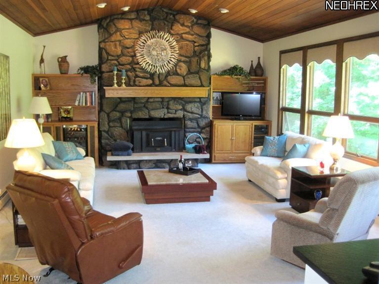 2171 North Medina Line Road Akron, OH 44333 - Photo 6 of 18 Gallery Image 6