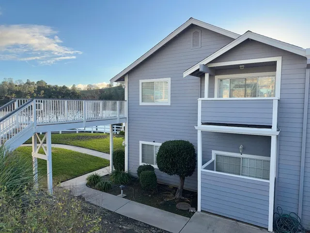 $875,000 | 1030 Shoreline Drive, Unit 2, Copperopolis, CA 95228