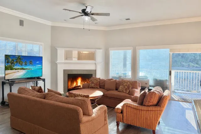 $875,000 | 1030 Shoreline Drive, Unit 2, Copperopolis, CA 95228