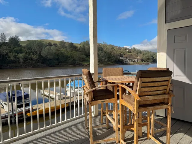 $875,000 | 1030 Shoreline Drive, Unit 2, Copperopolis, CA 95228