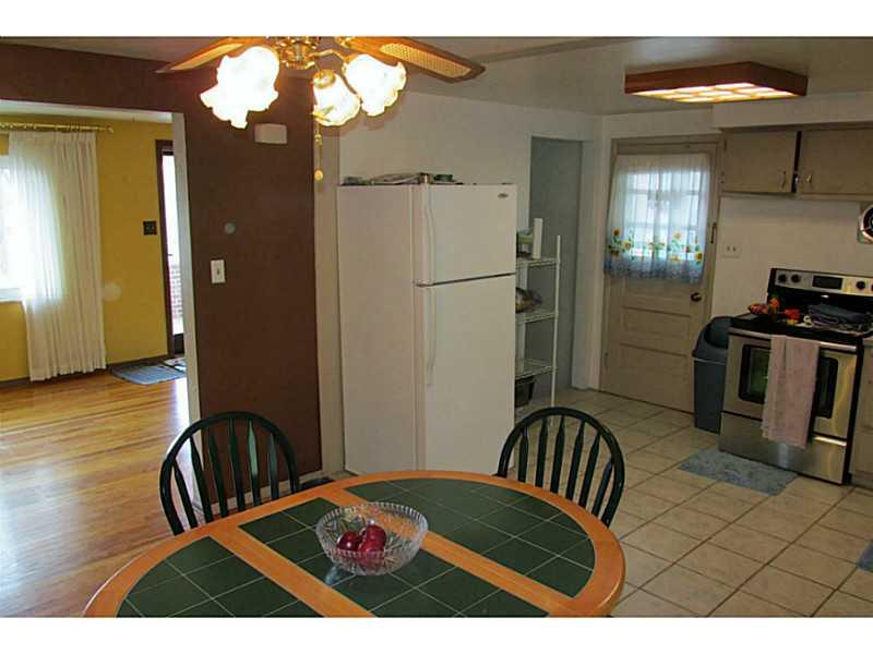 309 Spring Street Oakdale, PA 15071 - Photo 14 of 21 Dining Room.