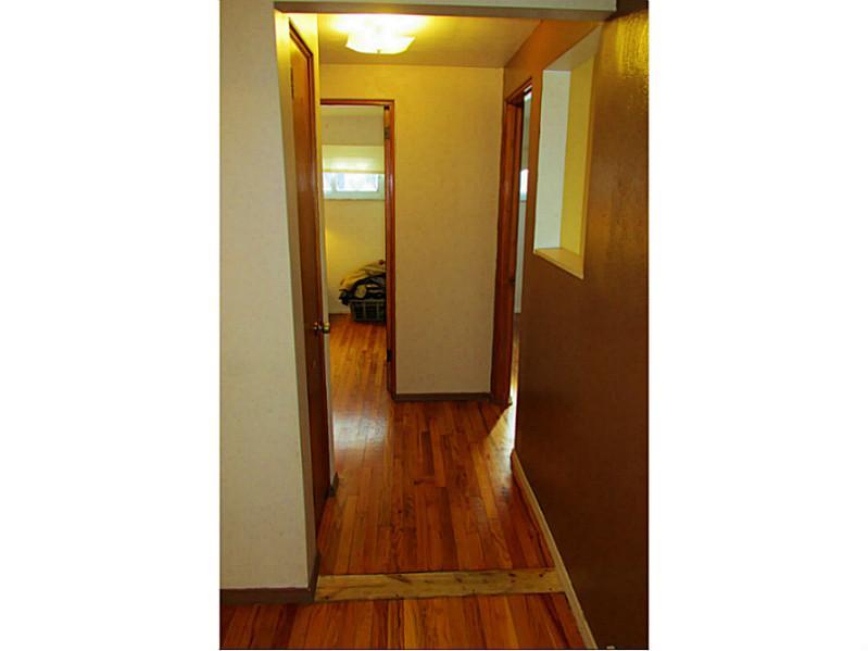 309 Spring Street Oakdale, PA 15071 - Photo 15 of 21 Interior Space/Layout.