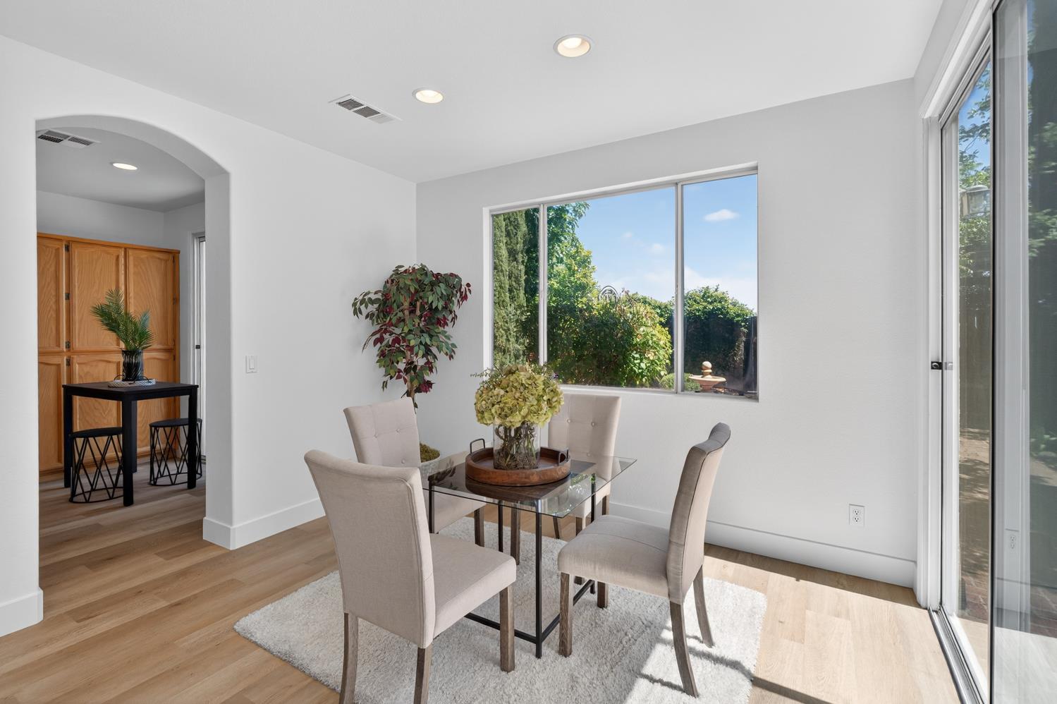 9087 Trumbauer Way Elk Grove, CA 95758 - Photo 15 of 66