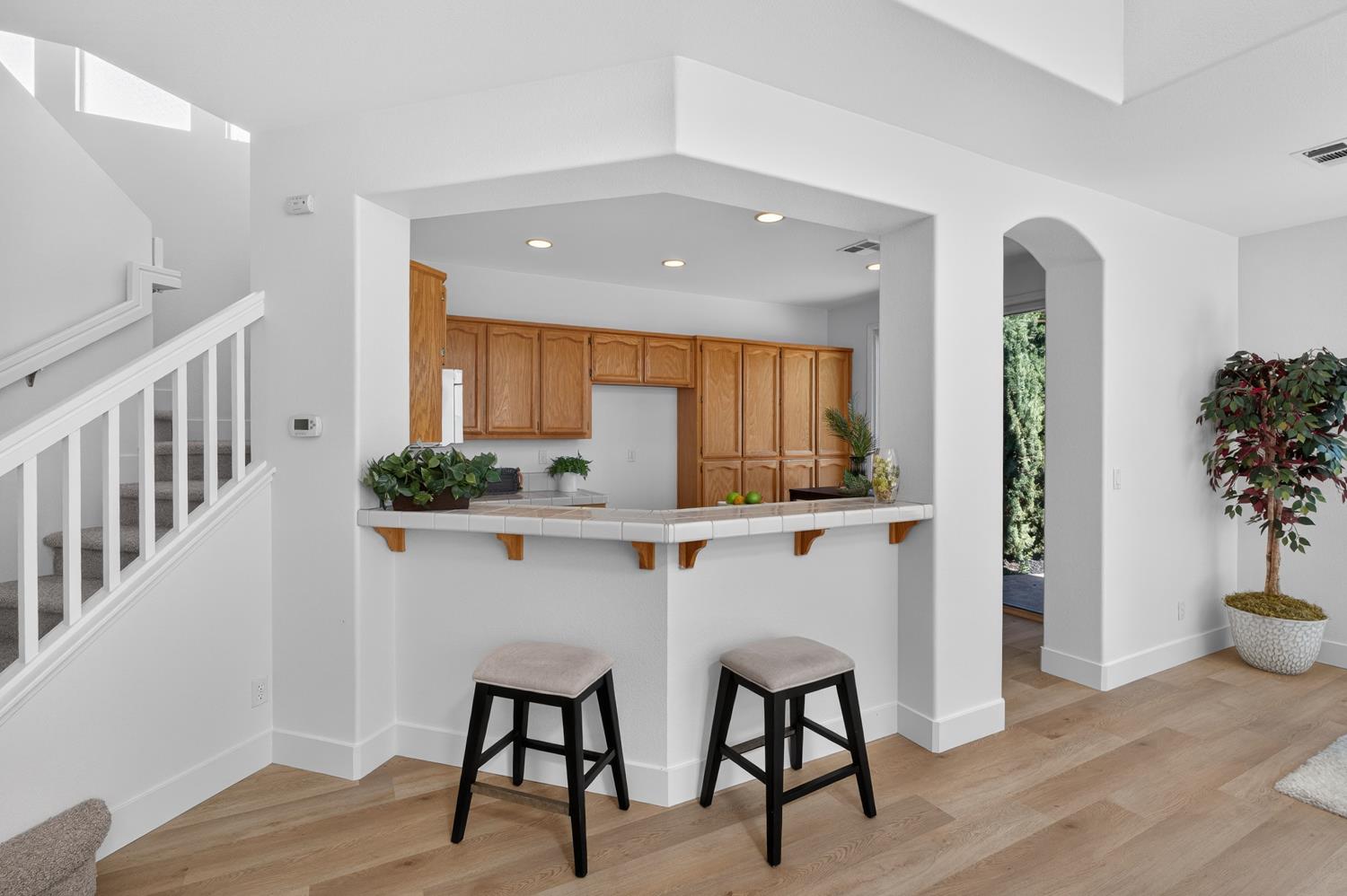 9087 Trumbauer Way Elk Grove, CA 95758 - Photo 6 of 66