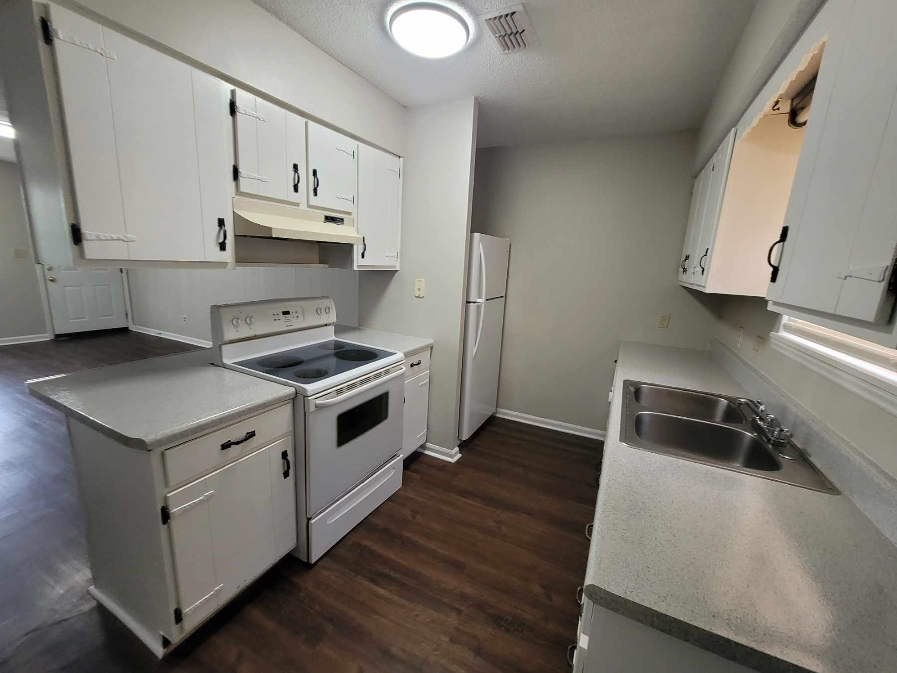 5524 Sullivan Road, Unit 2 Tallahassee, FL 32310 - Photo 4 of 12