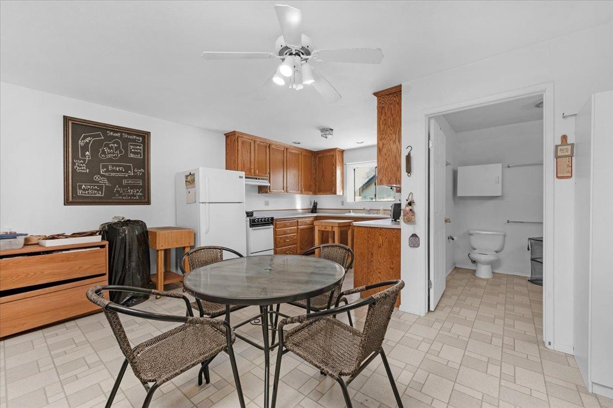 10925 Rusty Spur Lane Clovis, CA 93619 - Photo 42 of 94