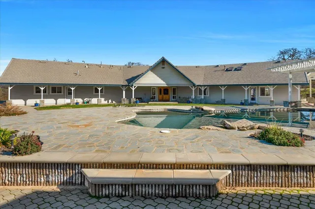 $2,450,000 | 10925 Rusty Spur Lane, Clovis, CA 93619