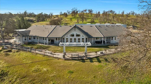 $2,450,000 | 10925 Rusty Spur Lane, Clovis, CA 93619