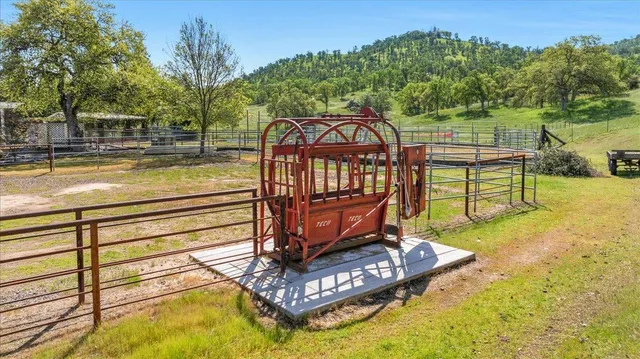 $2,450,000 | 10925 Rusty Spur Lane, Clovis, CA 93619