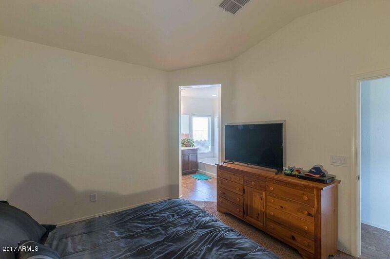 2756 East Gillcrest Road Gilbert, AZ 85298 - Photo 12 of 15 g5