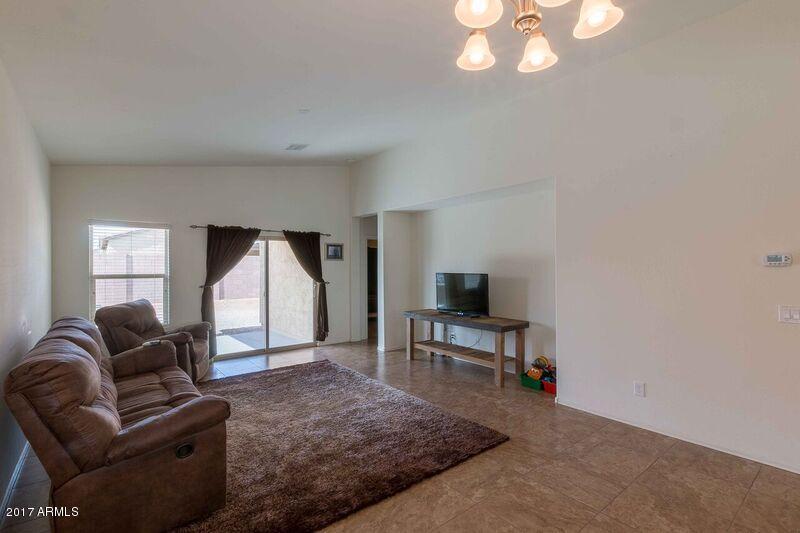 2756 East Gillcrest Road Gilbert, AZ 85298 - Photo 10 of 15 g7
