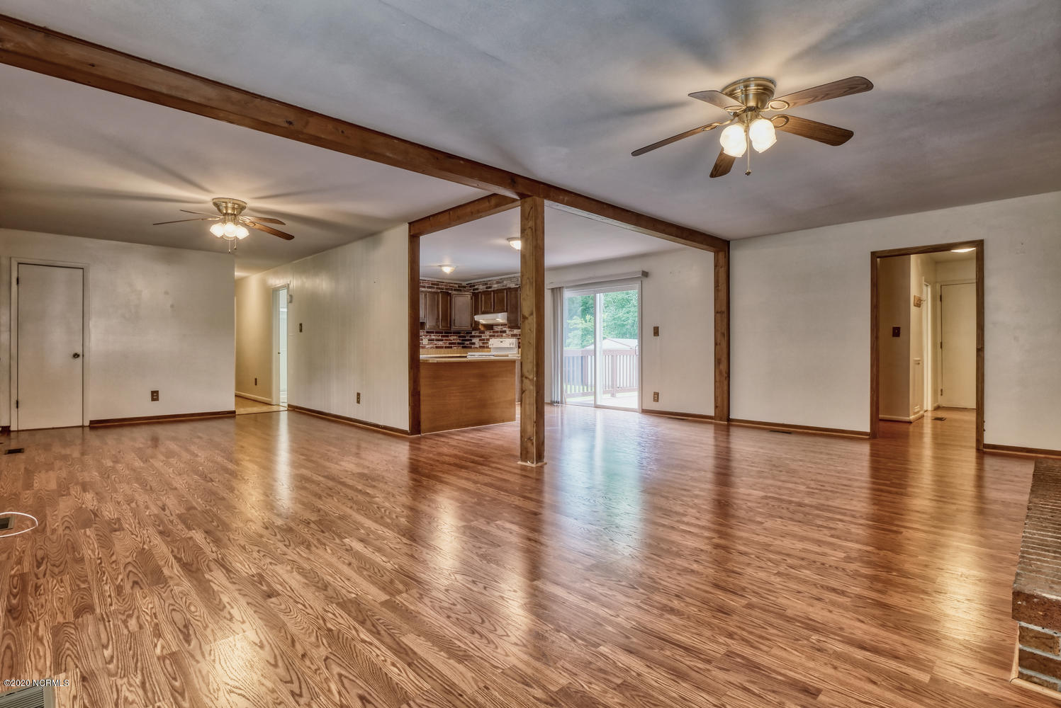 194 Sand Ridge Road Hubert, NC 28539 - Photo 7 of 26 194 Sand Ridge Rd Hubert NC-large-006-01