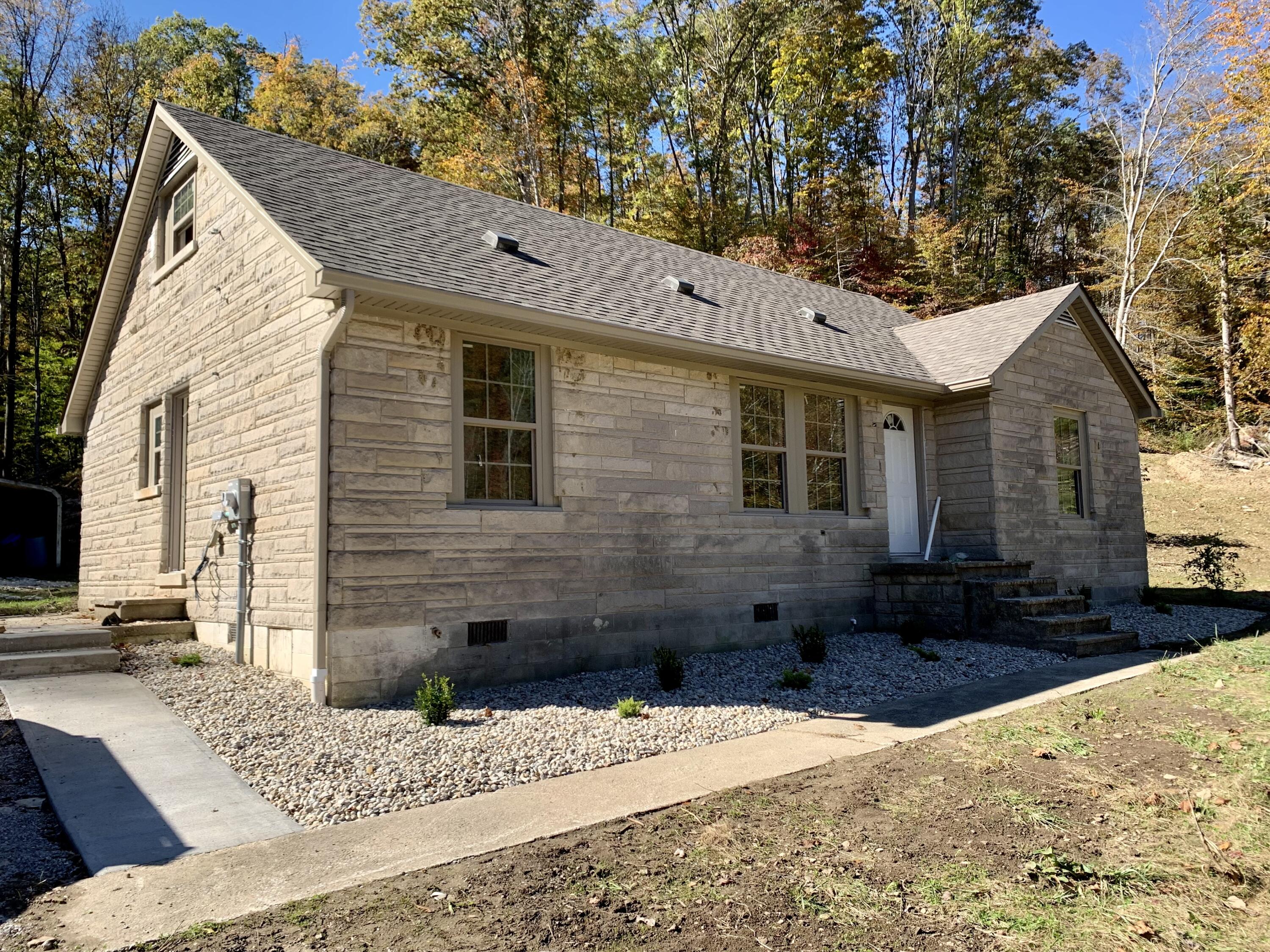 1030 Disputanta Road Mount Vernon, KY 40456 - Photo 1 of 17 825749FD-84A0-498F-AD21-A0900BCC3474