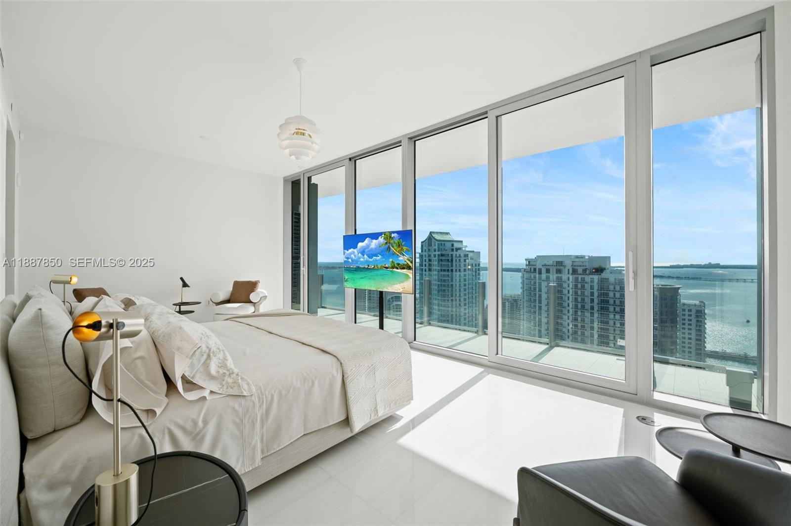 300 Biscayne Blvd Way, Unit 3701 Miami, FL 33131 - Photo 15 of 73