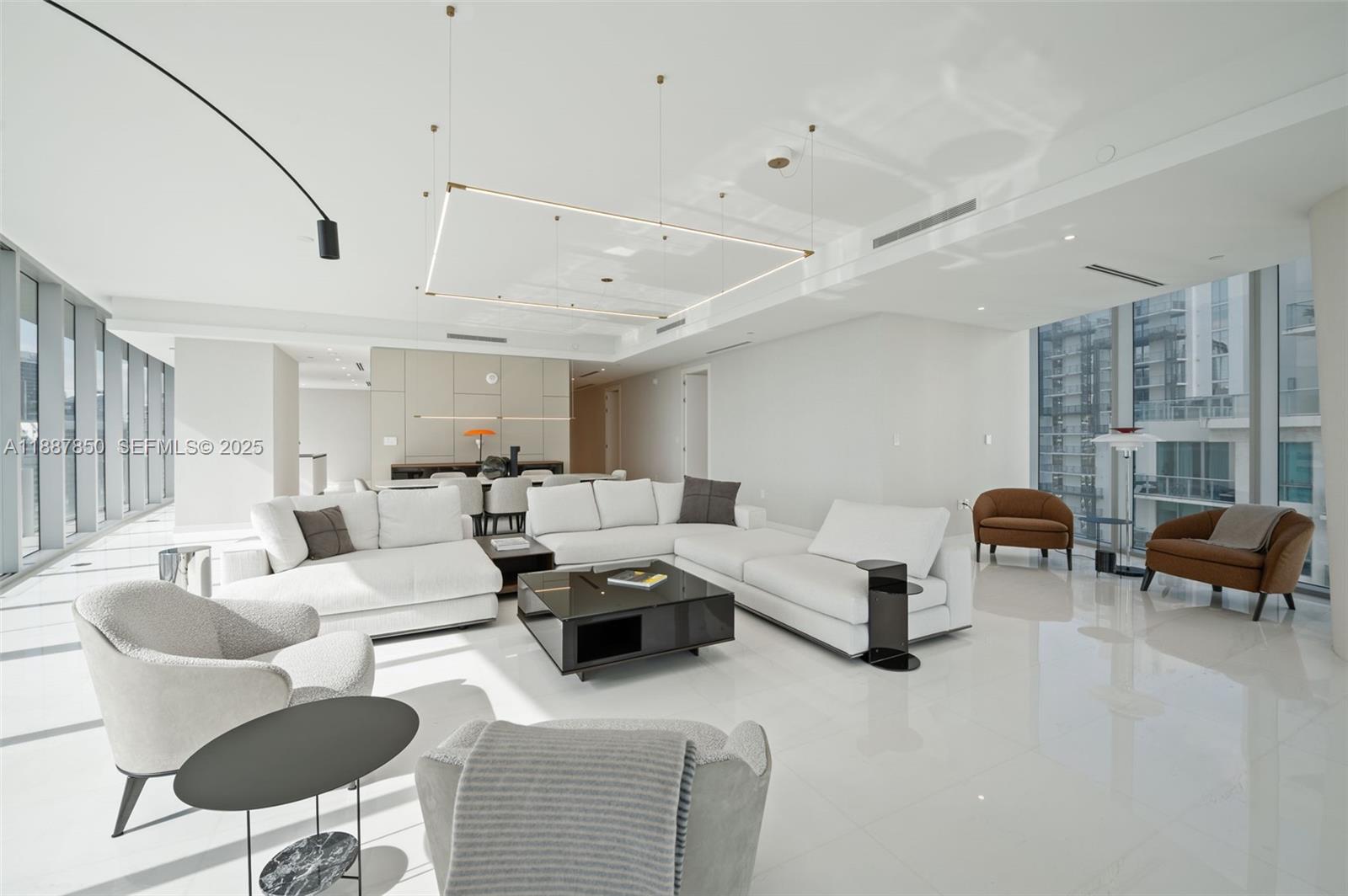 300 Biscayne Blvd Way, Unit 3701 Miami, FL 33131 - Photo 4 of 73