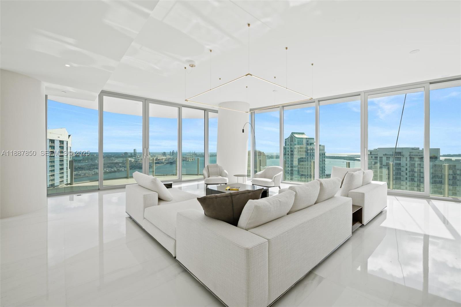 300 Biscayne Blvd Way, Unit 3701 Miami, FL 33131 - Photo 5 of 73