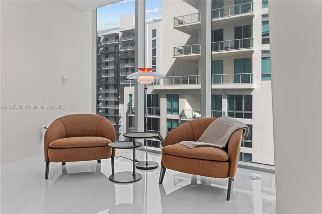 $45,000 | 300 Biscayne Blvd Way, Unit 3701, Miami, FL 33131