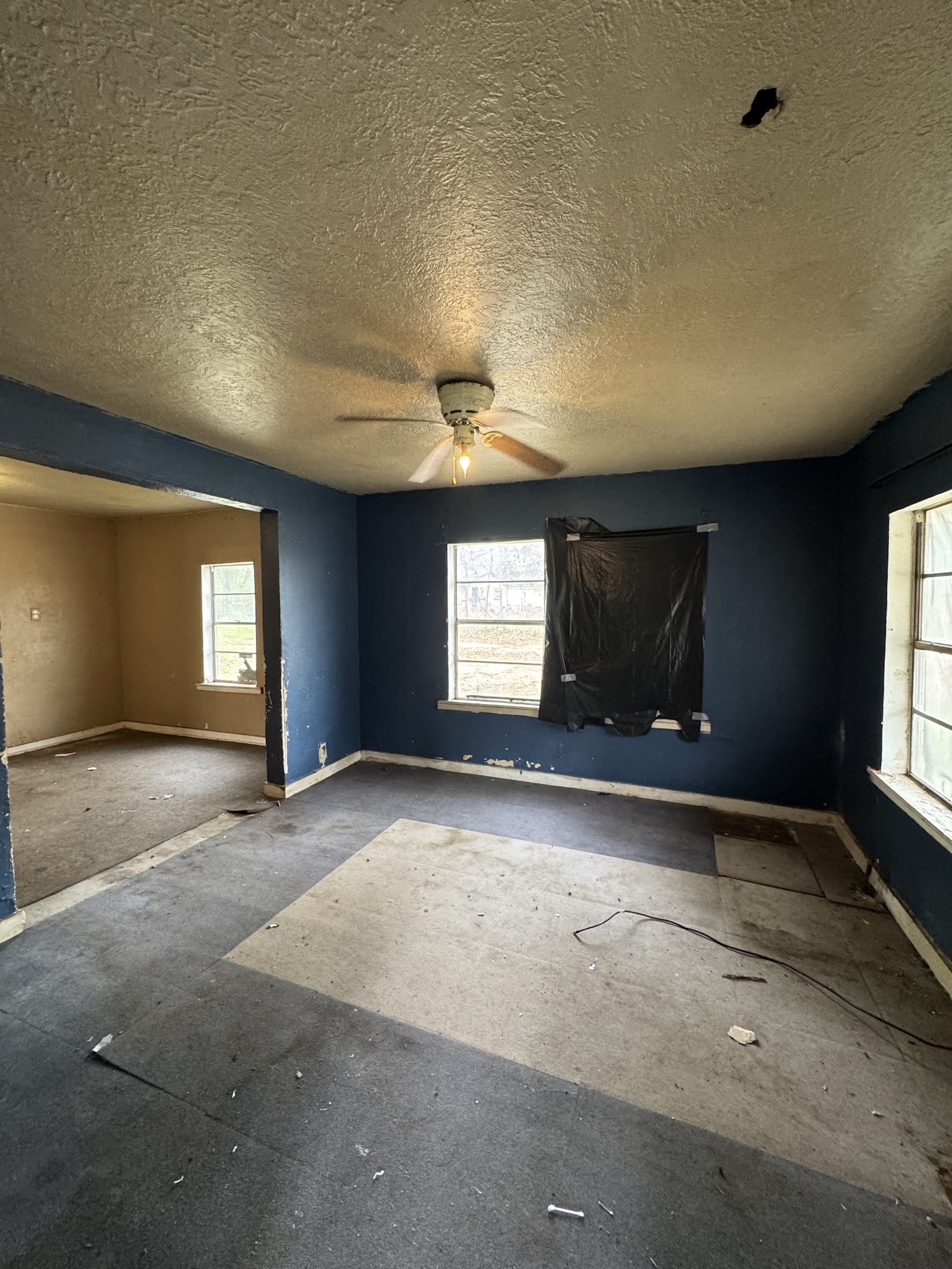 916 Lamar Street Cleveland, TX 77327 - Photo 16 of 18 a view of empty room with a fireplace