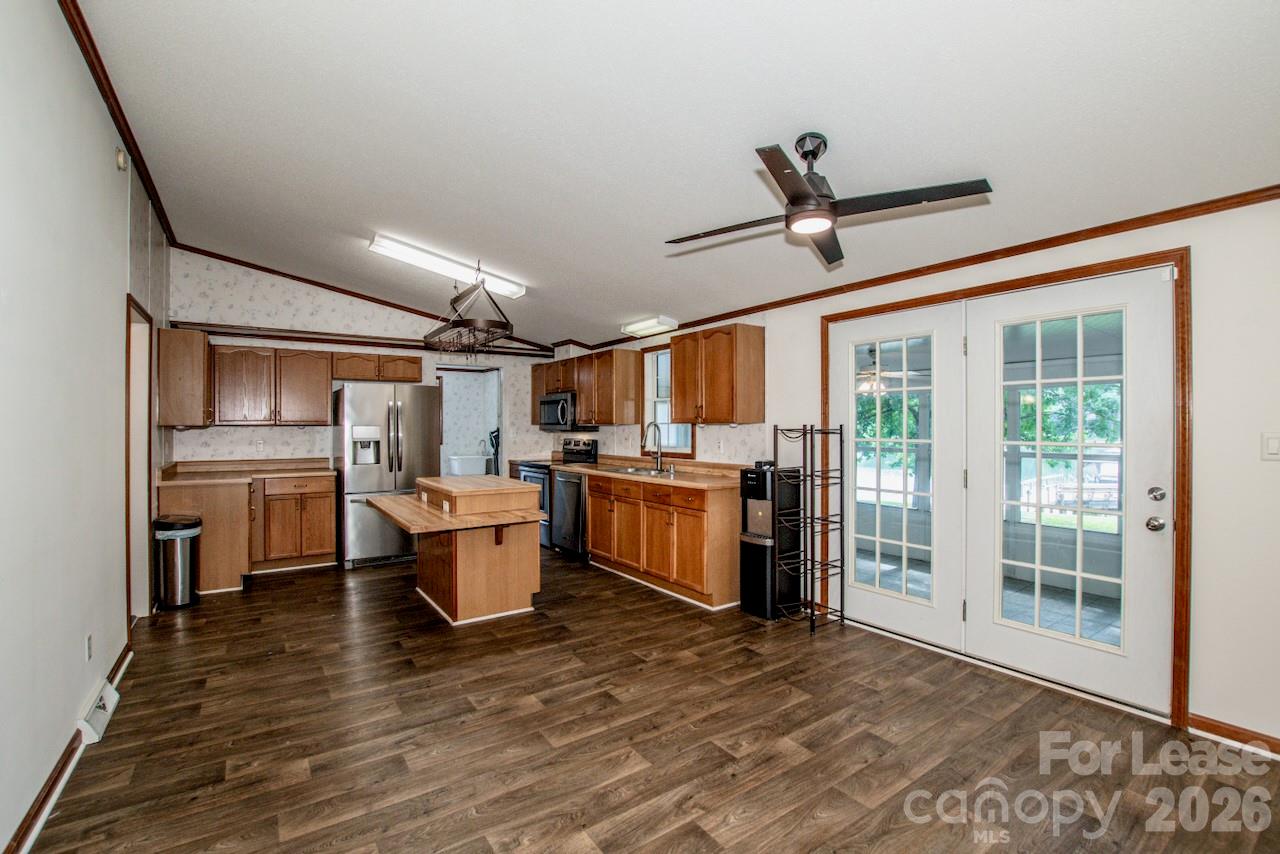 447 Kemp Road Mooresville, NC 28117 - Photo 10 of 48