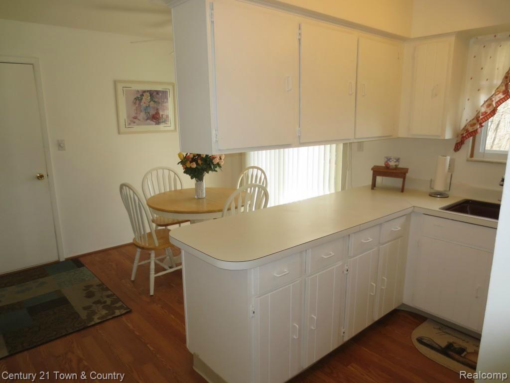 4170 England Beach Road White Lake, MI 48383 - Photo 9 of 23 New Kitchen Open to Eating Area